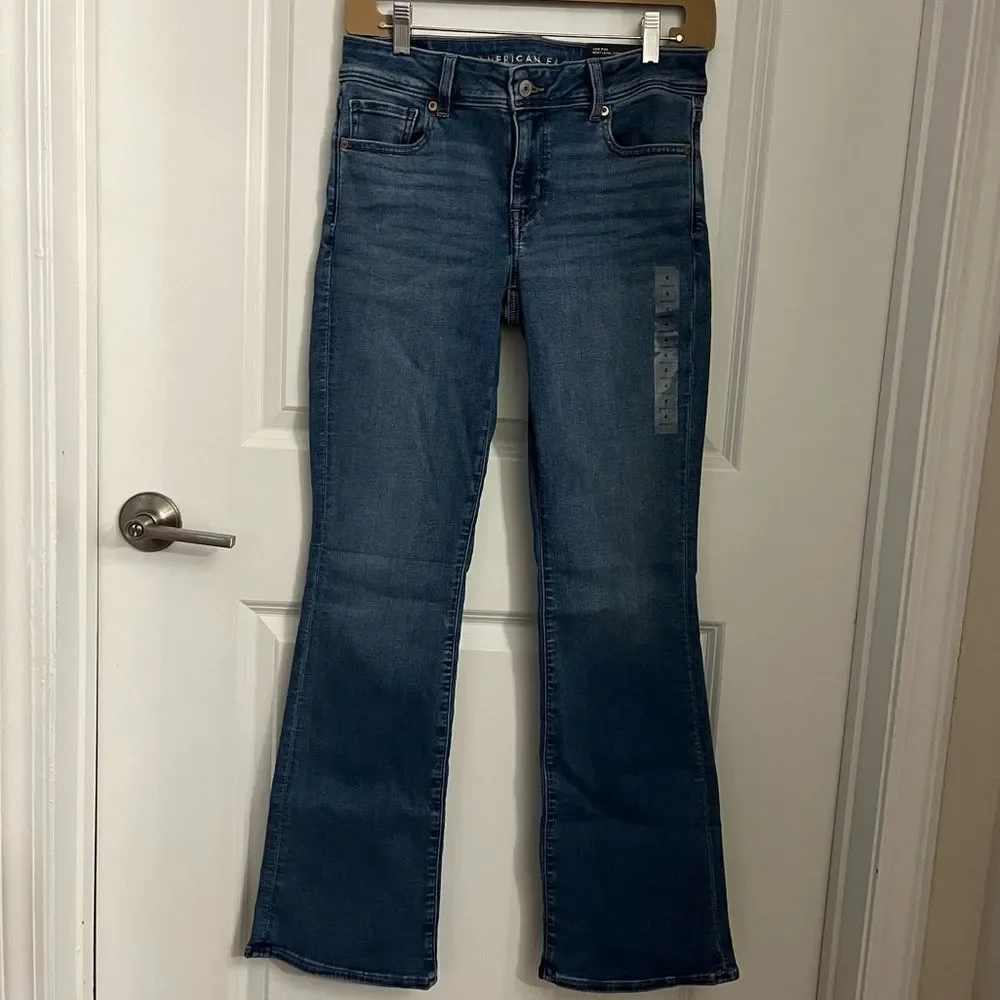 NWT AE Next Level Low-Raise Kick Bootcut Jean- size 27